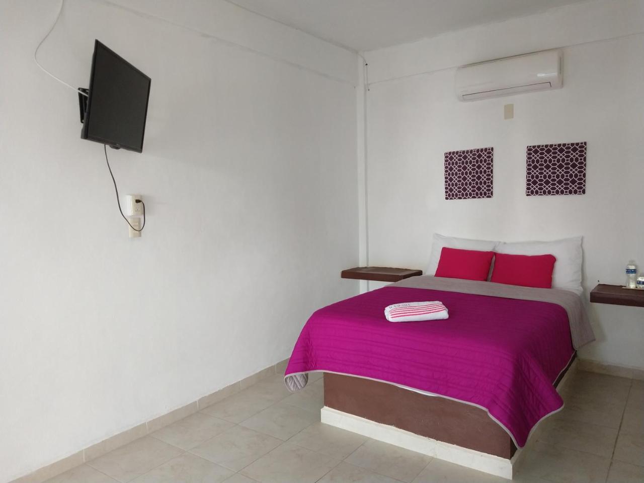 Hotel Espana Chetumal Exteriér fotografie