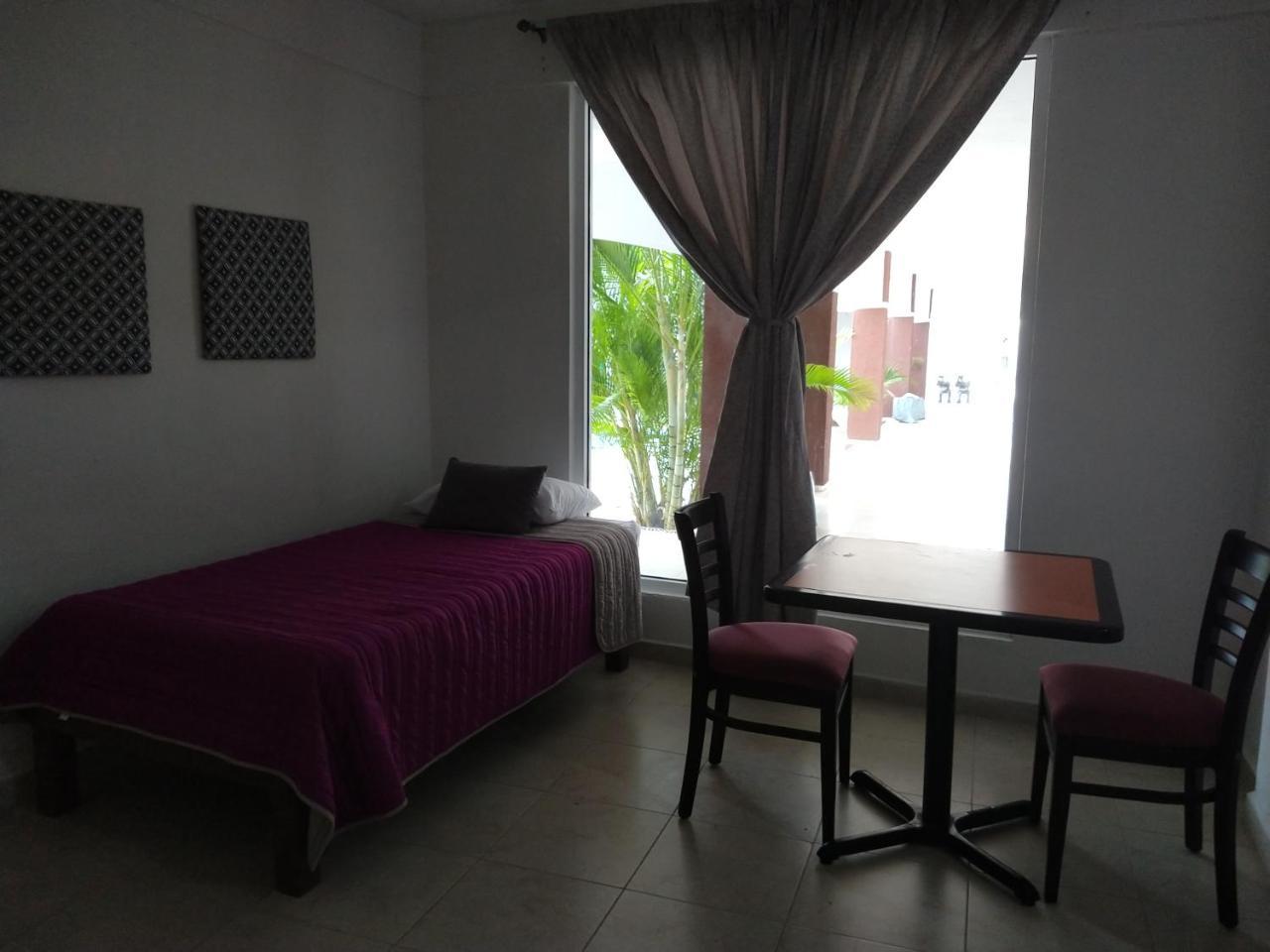 Hotel Espana Chetumal Exteriér fotografie