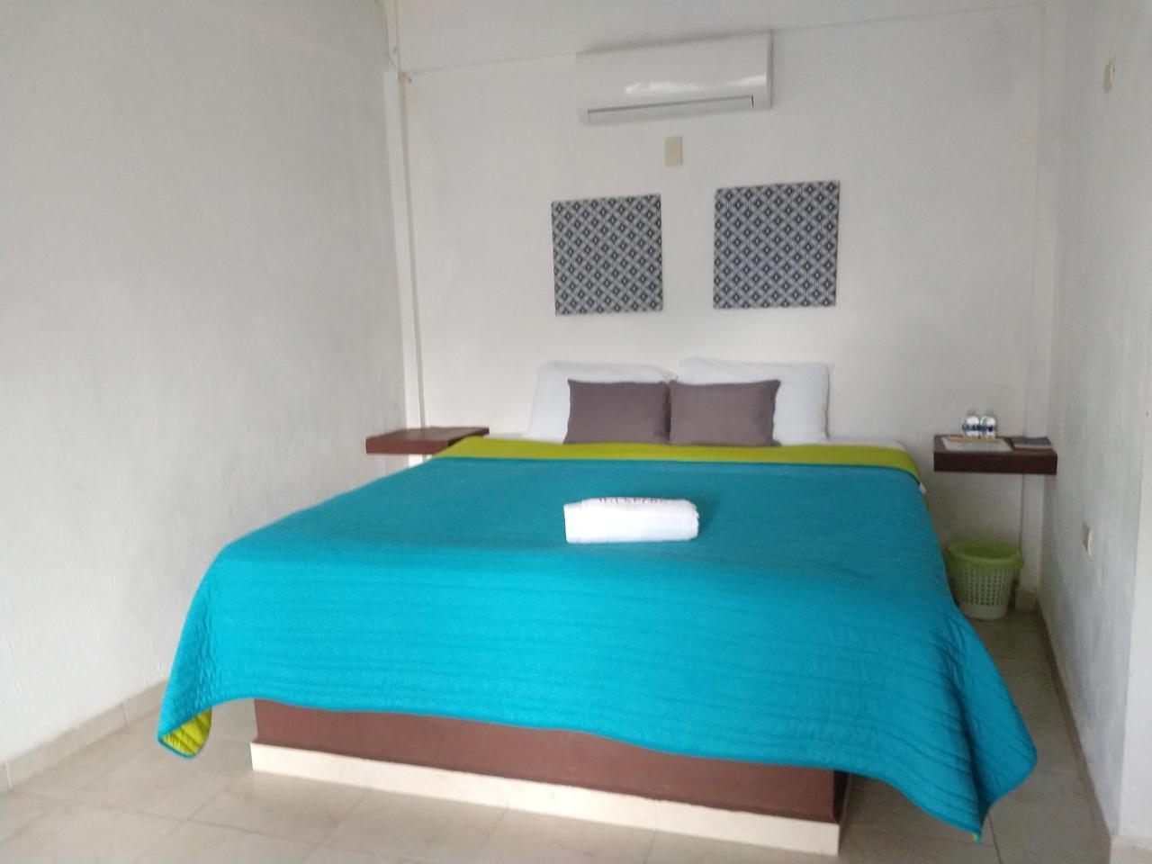 Hotel Espana Chetumal Exteriér fotografie
